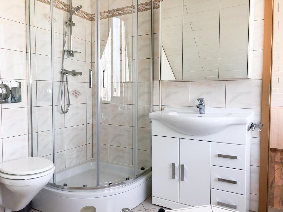 Ferienhaus Direkt An Der Spree Mit Whirlpool Und Sauna Берлин Екстериор снимка